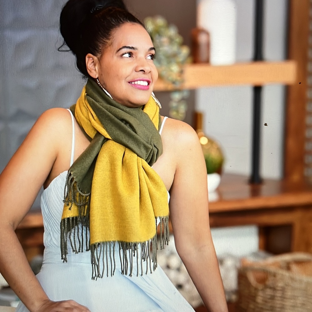 Women’s Casual Cashmere Feel Winter Scarf. A perfect Gift for you or anyone.